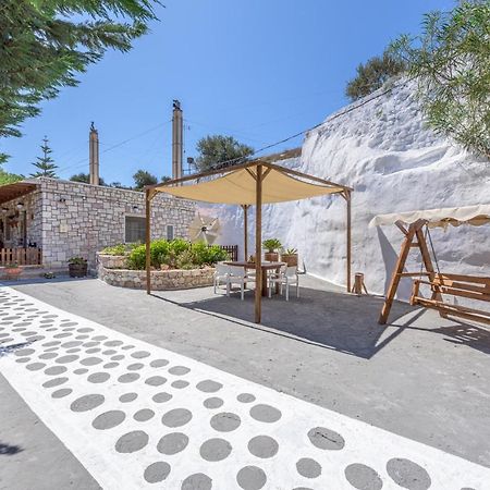 Emilia'S Little Farmhouses Agioi Anargyroi  Exterior foto