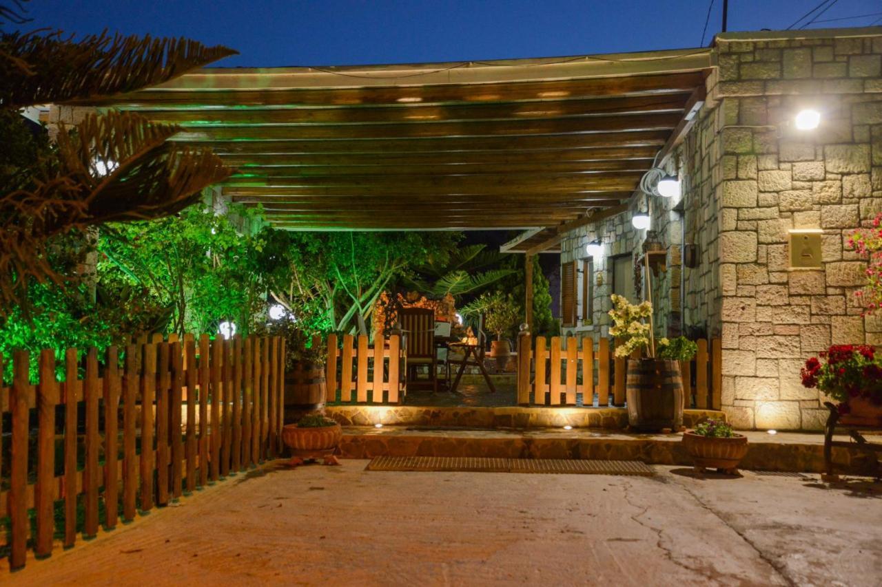Emilia'S Little Farmhouses Agioi Anargyroi  Exterior foto