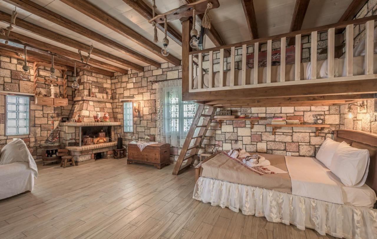 Emilia'S Little Farmhouses Agioi Anargyroi  Exterior foto