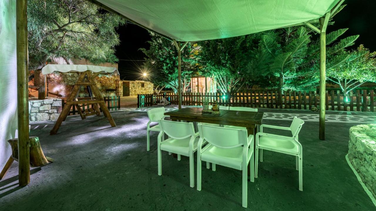 Emilia'S Little Farmhouses Agioi Anargyroi  Exterior foto