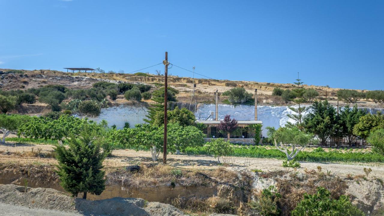 Emilia'S Little Farmhouses Agioi Anargyroi  Exterior foto